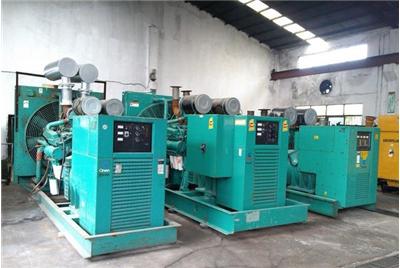 会泽如何判断汽油发电机组电瓶的使用寿命？